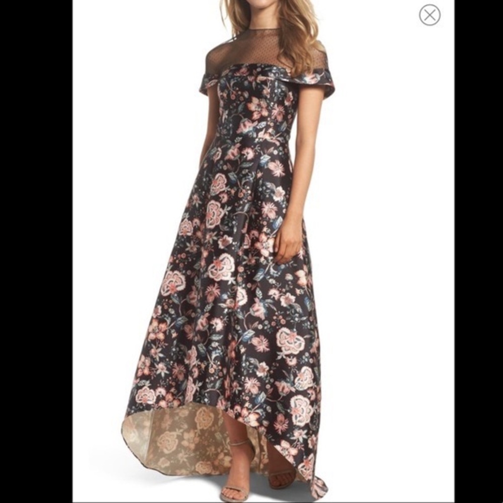 Sachin & Babi hi-lo gown